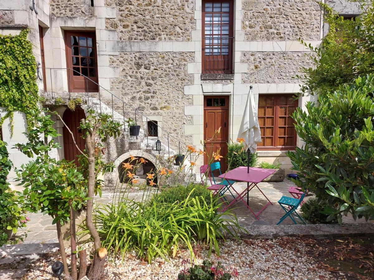 Gite Au Pres Du Lys Saint-Martin-le-Beau Eksteriør billede